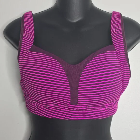 2 Lululemon Womens High Impact Sport Bras Lot 34C Wireless Athletic 106259